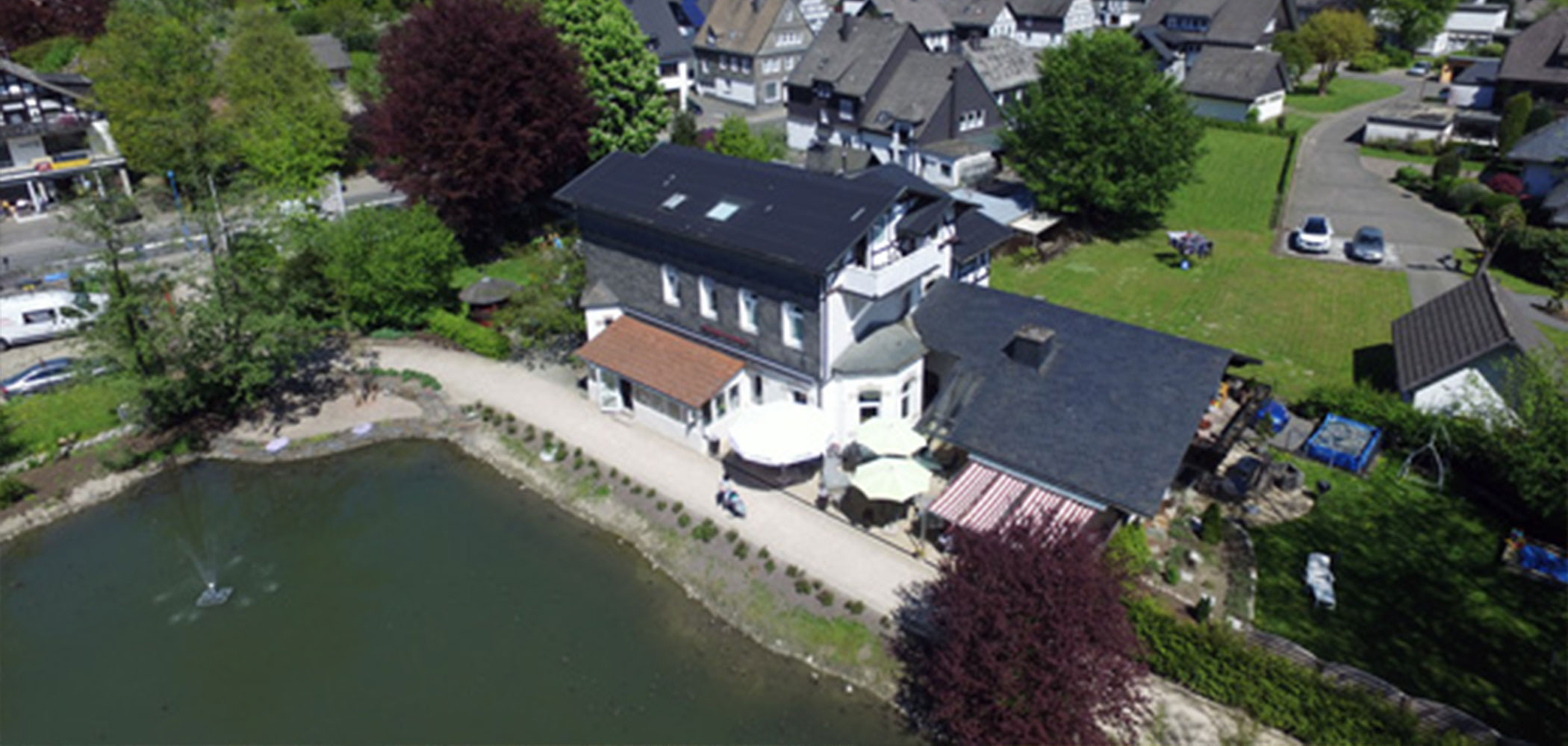 Das Cafe von Kurpark von oben