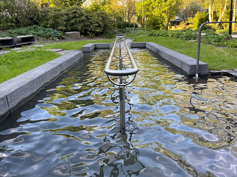 Das Kneipp-Becken im Kurpark in Saalhausen